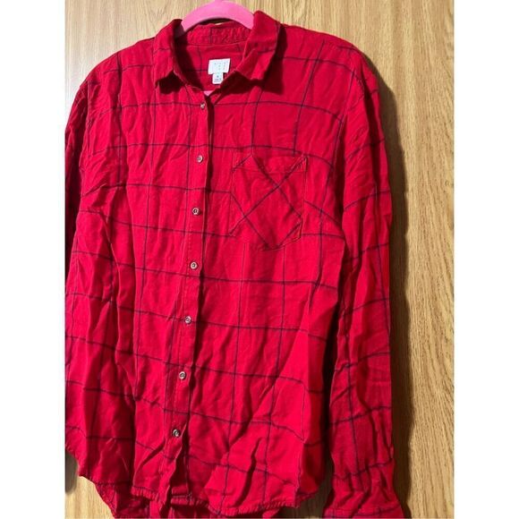 A New Day Red Plaid Button Up Top Woman’s Size Medium - Picture 2 of 8